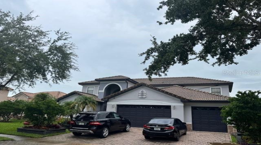 KISSIMMEE, Florida 34746, 5 Bedrooms Bedrooms, ,4 BathroomsBathrooms,Residential,For Sale,GOLDEN FEATHER,0,MFRS5145732