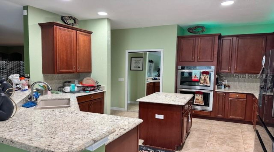 KISSIMMEE, Florida 34746, 5 Bedrooms Bedrooms, ,4 BathroomsBathrooms,Residential,For Sale,GOLDEN FEATHER,0,MFRS5145732