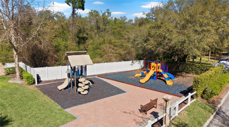 KISSIMMEE, Florida 34746, 4 Bedrooms Bedrooms, ,3 BathroomsBathrooms,Residential,For Sale,DIPLOMAT,0,MFRO6390188