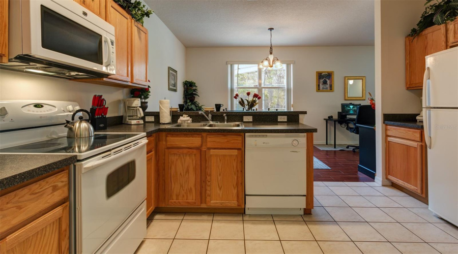 DAVENPORT, Florida 33896, 4 Bedrooms Bedrooms, ,3 BathroomsBathrooms,Residential,For Sale,ROYAL RIDGE,0,MFRS5139150