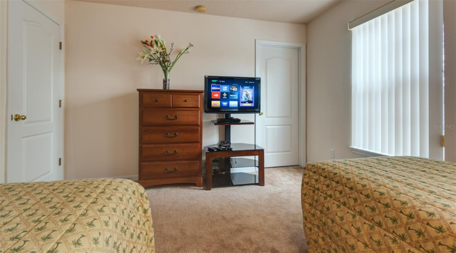 DAVENPORT, Florida 33896, 4 Bedrooms Bedrooms, ,3 BathroomsBathrooms,Residential,For Sale,ROYAL RIDGE,0,MFRS5139150