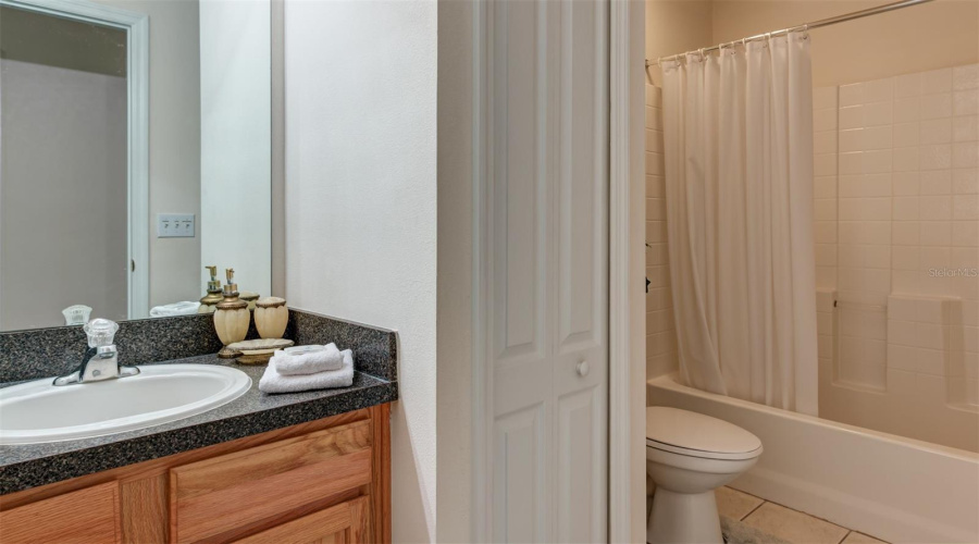 DAVENPORT, Florida 33896, 4 Bedrooms Bedrooms, ,3 BathroomsBathrooms,Residential,For Sale,ROYAL RIDGE,0,MFRS5139150