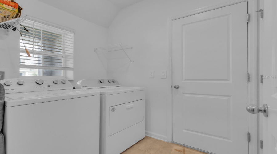 DAVENPORT, Florida 33837, 3 Bedrooms Bedrooms, ,2 BathroomsBathrooms,Residential,For Sale,CUMBERLAND,0,MFRS5145461