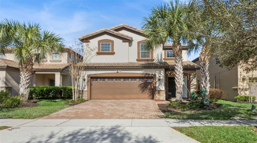 KISSIMMEE, Florida 34747, 6 Bedrooms Bedrooms, ,4 BathroomsBathrooms,Residential,For Sale,GOBI,0,MFRO6389603
