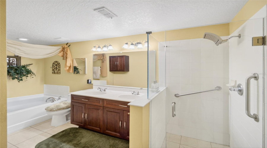 DAVENPORT, Florida 33897, 4 Bedrooms Bedrooms, ,2 BathroomsBathrooms,Residential,For Sale,BACOPA,0,MFRS5145342