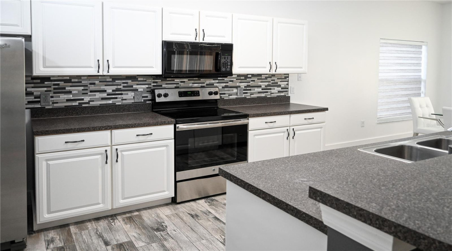 KISSIMMEE, Florida 34746, 5 Bedrooms Bedrooms, ,3 BathroomsBathrooms,Residential,For Sale,CUMBRIAM LAKES,0,MFRS5145397