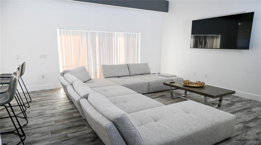 KISSIMMEE, Florida 34746, 5 Bedrooms Bedrooms, ,3 BathroomsBathrooms,Residential,For Sale,CUMBRIAM LAKES,0,MFRS5145397