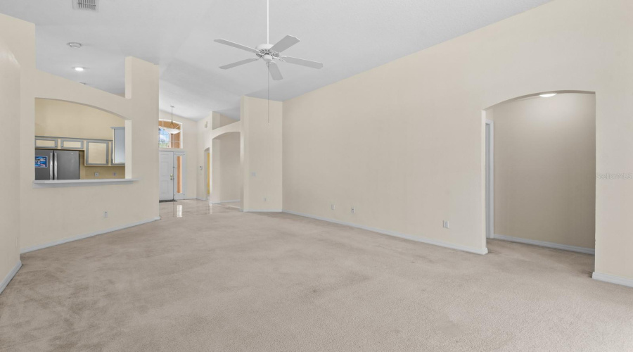 DAVENPORT, Florida 33897, 4 Bedrooms Bedrooms, ,3 BathroomsBathrooms,Residential,For Sale,TROON CIR,0,MFRO6390376