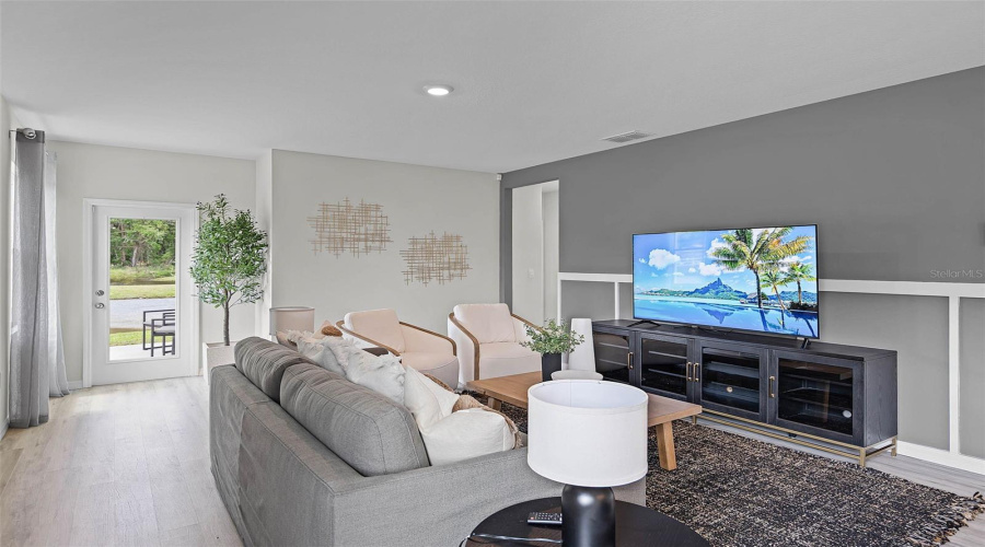 DAVENPORT, Florida 33837, 4 Bedrooms Bedrooms, ,2 BathroomsBathrooms,Residential,For Sale,MOLERA BEACH,0,MFRO6390489