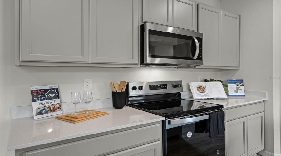 DAVENPORT, Florida 33837, 4 Bedrooms Bedrooms, ,2 BathroomsBathrooms,Residential,For Sale,MOLERA BEACH,0,MFRO6390489