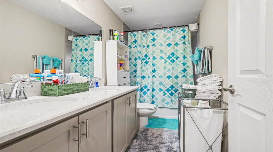 DAVENPORT, Florida 33837, 4 Bedrooms Bedrooms, ,2 BathroomsBathrooms,Residential,For Sale,CASCADE,0,MFRTB8471145