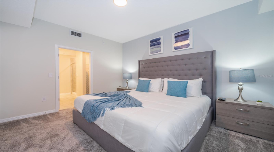 KISSIMMEE, Florida 34746, 2 Bedrooms Bedrooms, ,2 BathroomsBathrooms,Residential,For Sale,PARADOX,0,MFRS5145363