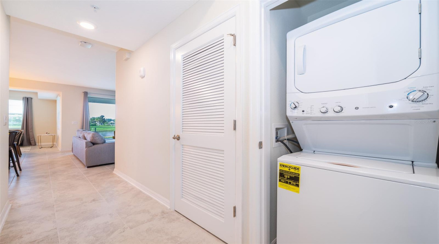 KISSIMMEE, Florida 34746, 2 Bedrooms Bedrooms, ,2 BathroomsBathrooms,Residential,For Sale,PARADOX,0,MFRS5145363