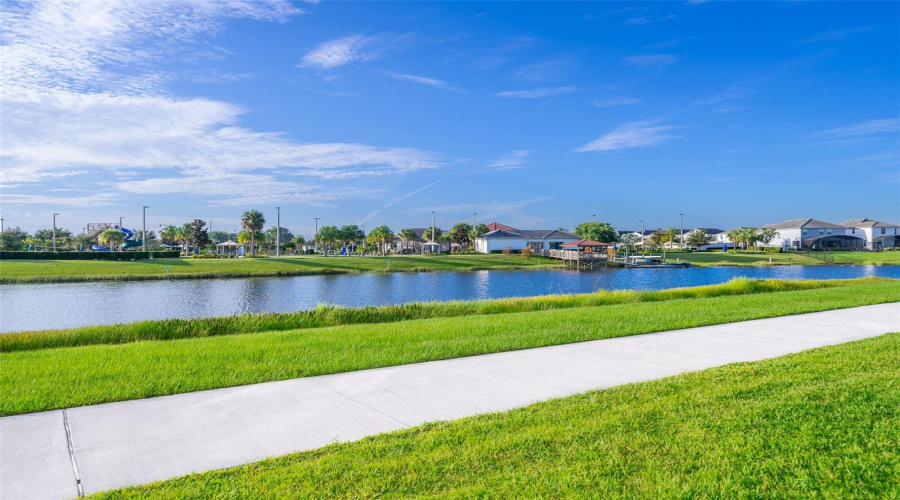 KISSIMMEE, Florida 34746, 2 Bedrooms Bedrooms, ,2 BathroomsBathrooms,Residential,For Sale,PARADOX,0,MFRS5145363