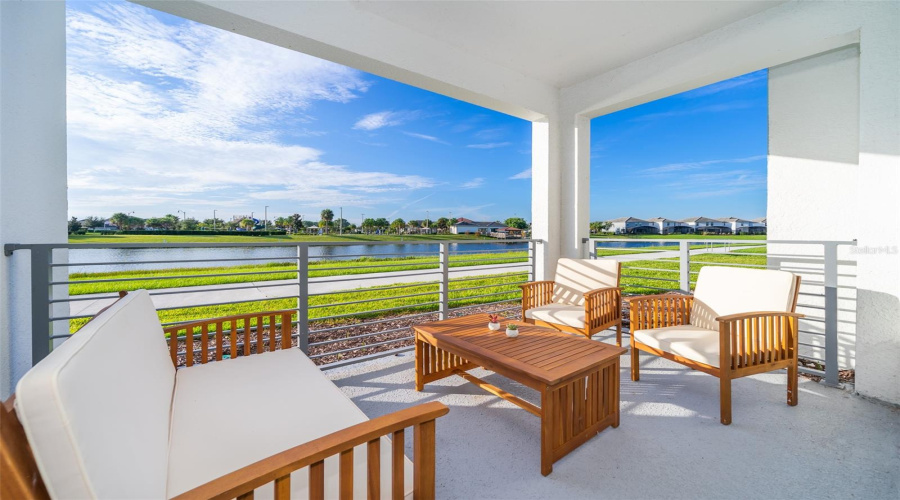 KISSIMMEE, Florida 34746, 2 Bedrooms Bedrooms, ,2 BathroomsBathrooms,Residential,For Sale,PARADOX,0,MFRS5145363