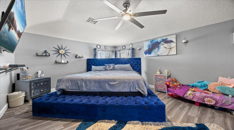 KISSIMMEE, Florida 34746, 4 Bedrooms Bedrooms, ,2 BathroomsBathrooms,Residential,For Sale,BOATING,0,MFRO6388080