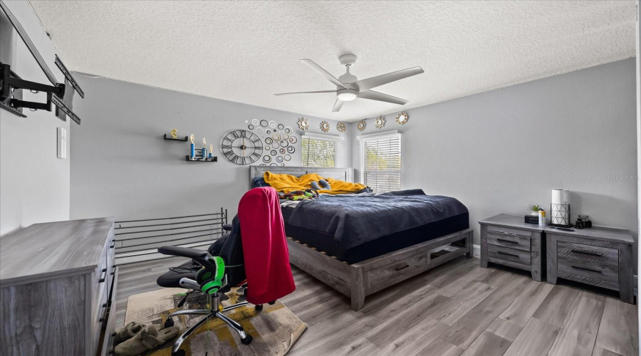 KISSIMMEE, Florida 34746, 4 Bedrooms Bedrooms, ,2 BathroomsBathrooms,Residential,For Sale,BOATING,0,MFRO6388080