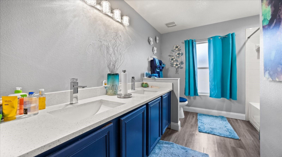 KISSIMMEE, Florida 34746, 4 Bedrooms Bedrooms, ,2 BathroomsBathrooms,Residential,For Sale,BOATING,0,MFRO6388080