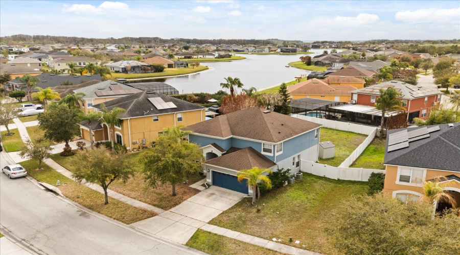 KISSIMMEE, Florida 34746, 4 Bedrooms Bedrooms, ,2 BathroomsBathrooms,Residential,For Sale,BOATING,0,MFRO6388080
