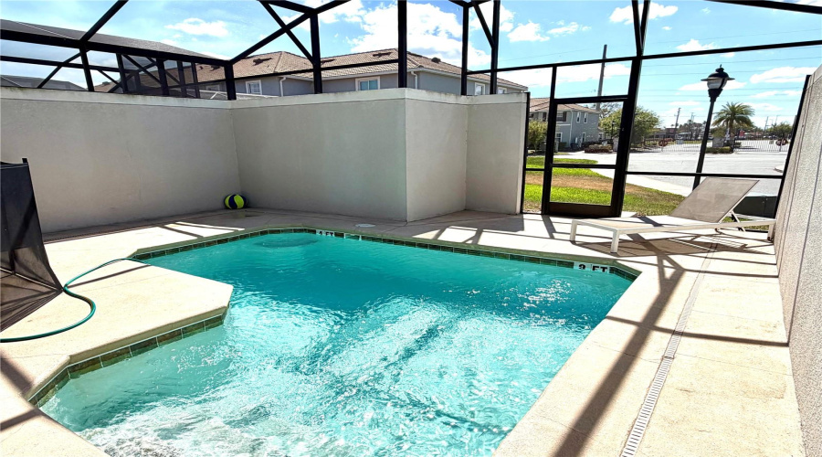 KISSIMMEE, Florida 34746, 5 Bedrooms Bedrooms, ,4 BathroomsBathrooms,Residential,For Sale,LOVE STOREY,0,MFRO6390062