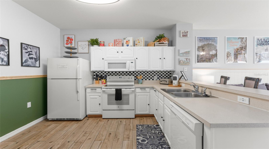 KISSIMMEE, Florida 34747, 3 Bedrooms Bedrooms, ,3 BathroomsBathrooms,Residential,For Sale,OTTERSPOOL,0,MFRO6372446