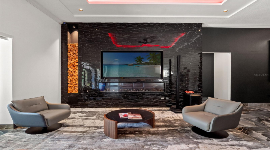 ORLANDO, Florida 32836, 4 Bedrooms Bedrooms, ,4 BathroomsBathrooms,Residential,For Sale,HANGING VINE,0,MFRO6390613