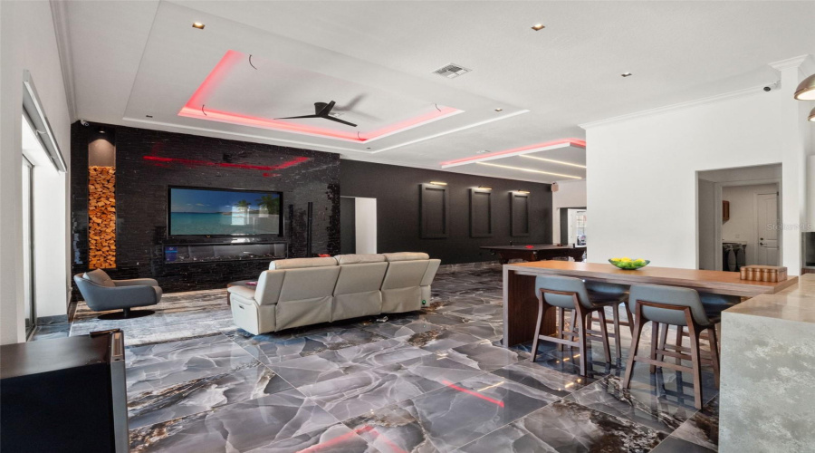 ORLANDO, Florida 32836, 4 Bedrooms Bedrooms, ,4 BathroomsBathrooms,Residential,For Sale,HANGING VINE,0,MFRO6390613