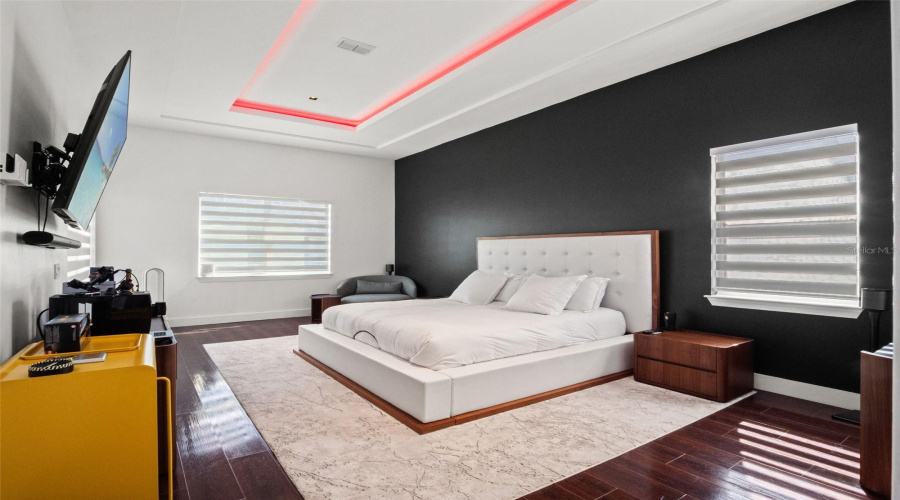 ORLANDO, Florida 32836, 4 Bedrooms Bedrooms, ,4 BathroomsBathrooms,Residential,For Sale,HANGING VINE,0,MFRO6390613