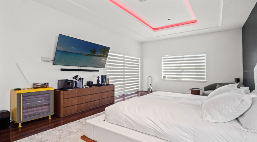 ORLANDO, Florida 32836, 4 Bedrooms Bedrooms, ,4 BathroomsBathrooms,Residential,For Sale,HANGING VINE,0,MFRO6390613