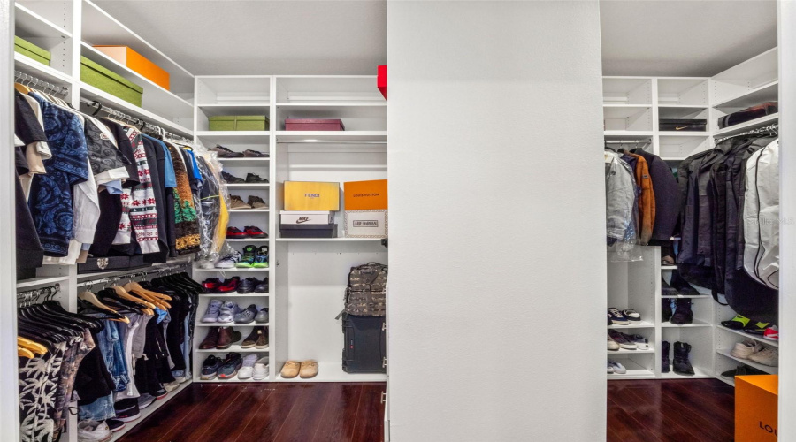 ORLANDO, Florida 32836, 4 Bedrooms Bedrooms, ,4 BathroomsBathrooms,Residential,For Sale,HANGING VINE,0,MFRO6390613