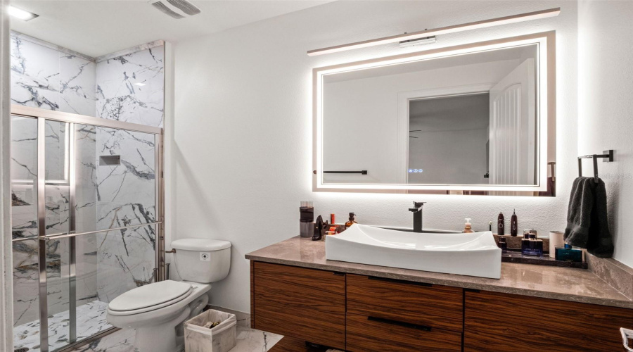 ORLANDO, Florida 32836, 4 Bedrooms Bedrooms, ,4 BathroomsBathrooms,Residential,For Sale,HANGING VINE,0,MFRO6390613