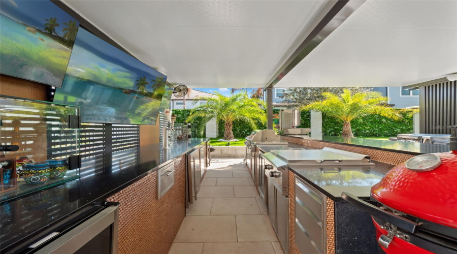 ORLANDO, Florida 32836, 4 Bedrooms Bedrooms, ,4 BathroomsBathrooms,Residential,For Sale,HANGING VINE,0,MFRO6390613