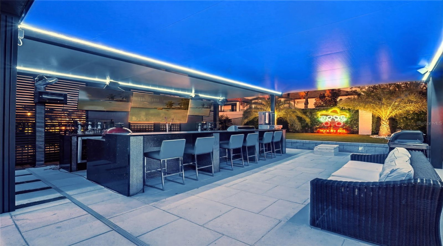 ORLANDO, Florida 32836, 4 Bedrooms Bedrooms, ,4 BathroomsBathrooms,Residential,For Sale,HANGING VINE,0,MFRO6390613