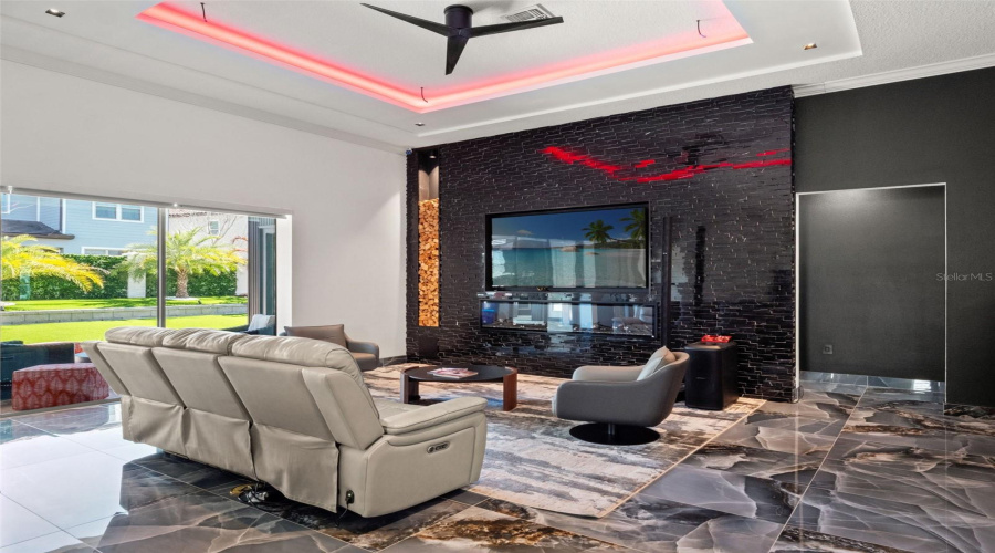 ORLANDO, Florida 32836, 4 Bedrooms Bedrooms, ,4 BathroomsBathrooms,Residential,For Sale,HANGING VINE,0,MFRO6390613