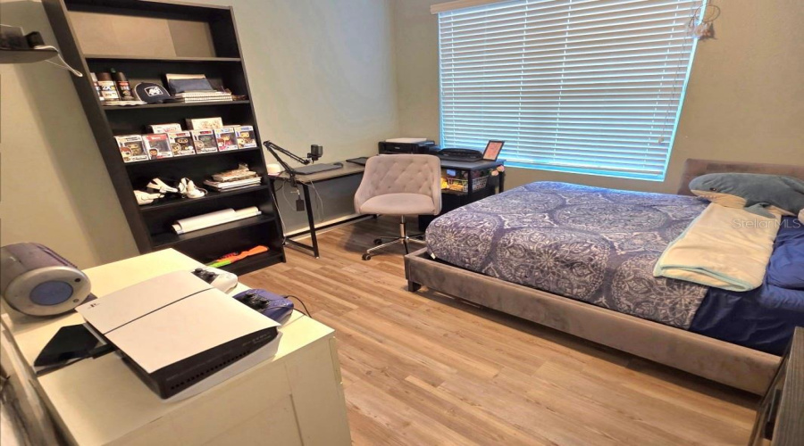 DAVENPORT, Florida 33896, 3 Bedrooms Bedrooms, ,2 BathroomsBathrooms,Residential,For Sale,ABERDEEN,0,MFRO6390733