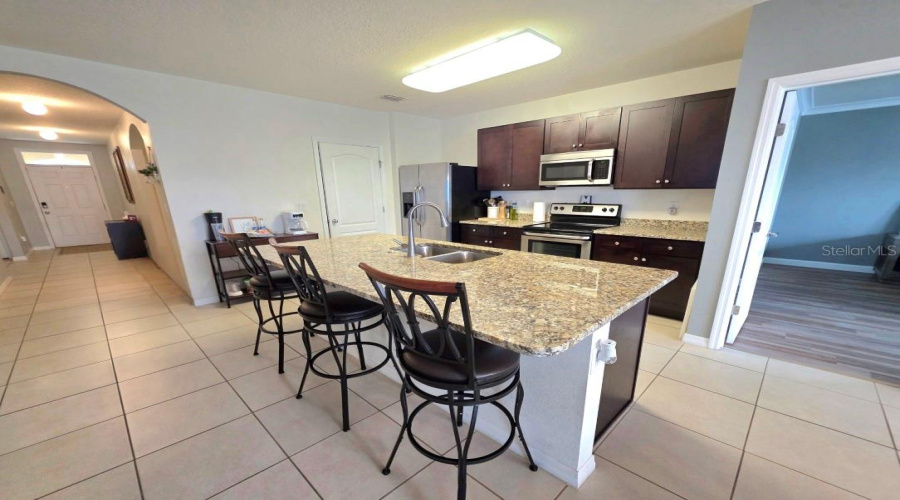 DAVENPORT, Florida 33896, 3 Bedrooms Bedrooms, ,2 BathroomsBathrooms,Residential,For Sale,ABERDEEN,0,MFRO6390733