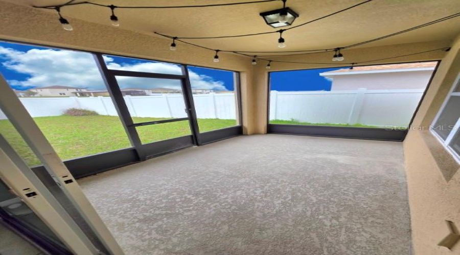 DAVENPORT, Florida 33896, 3 Bedrooms Bedrooms, ,2 BathroomsBathrooms,Residential,For Sale,ABERDEEN,0,MFRO6390733