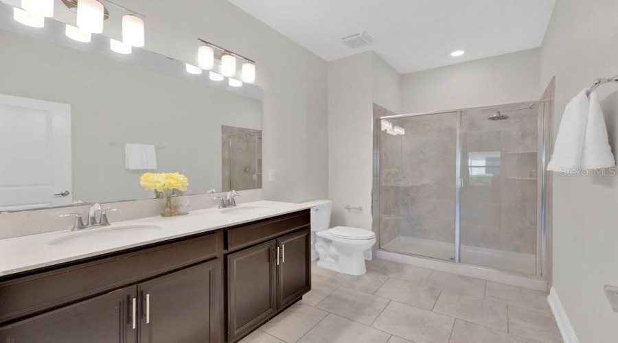 DAVENPORT, Florida 33896, 2 Bedrooms Bedrooms, ,2 BathroomsBathrooms,Residential,For Sale,QUAKER RIDGE,0,MFRO6390847