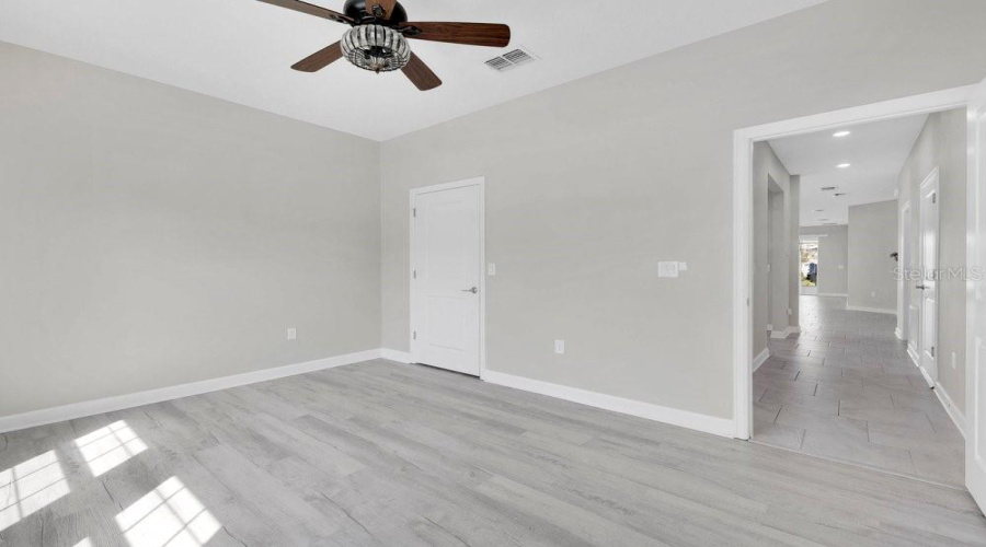 DAVENPORT, Florida 33896, 2 Bedrooms Bedrooms, ,2 BathroomsBathrooms,Residential,For Sale,QUAKER RIDGE,0,MFRO6390847