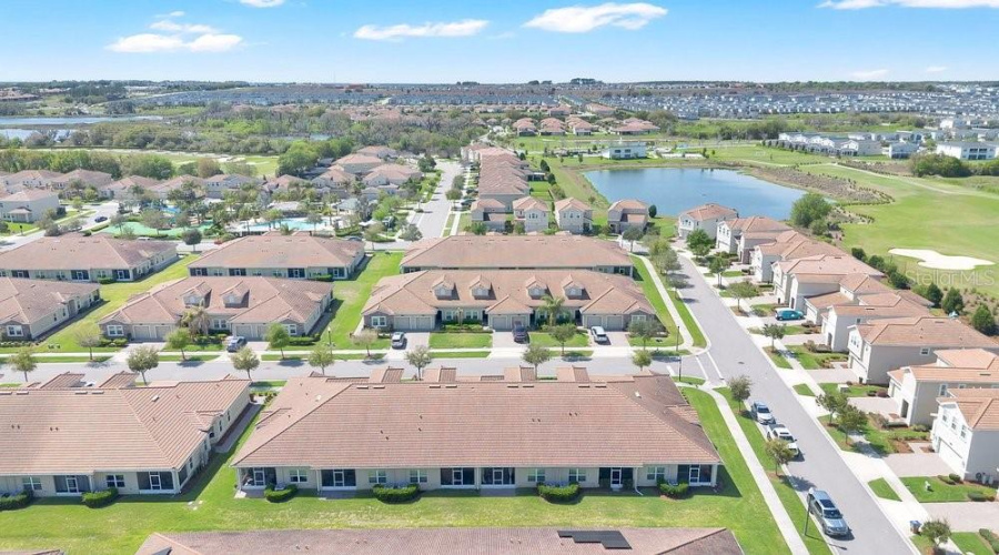 DAVENPORT, Florida 33896, 2 Bedrooms Bedrooms, ,2 BathroomsBathrooms,Residential,For Sale,QUAKER RIDGE,0,MFRO6390847