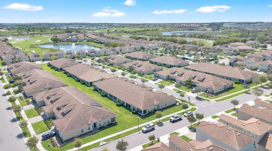 DAVENPORT, Florida 33896, 2 Bedrooms Bedrooms, ,2 BathroomsBathrooms,Residential,For Sale,QUAKER RIDGE,0,MFRO6390847