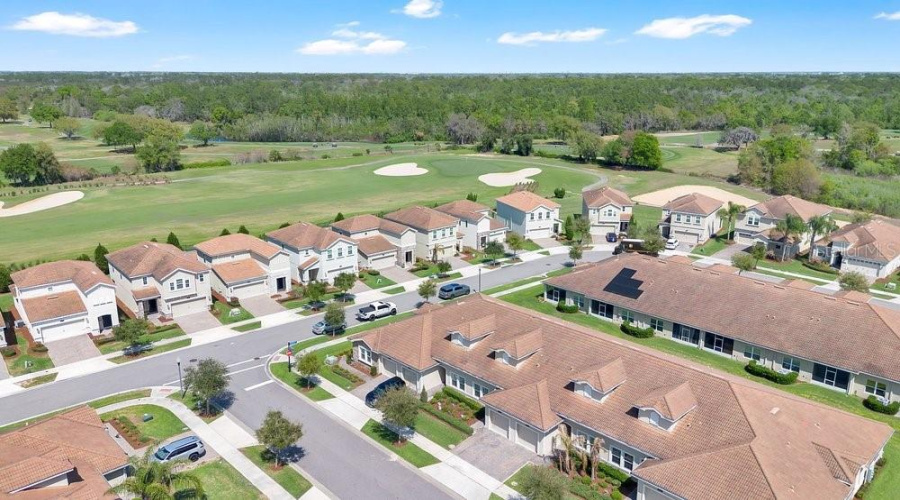 DAVENPORT, Florida 33896, 2 Bedrooms Bedrooms, ,2 BathroomsBathrooms,Residential,For Sale,QUAKER RIDGE,0,MFRO6390847