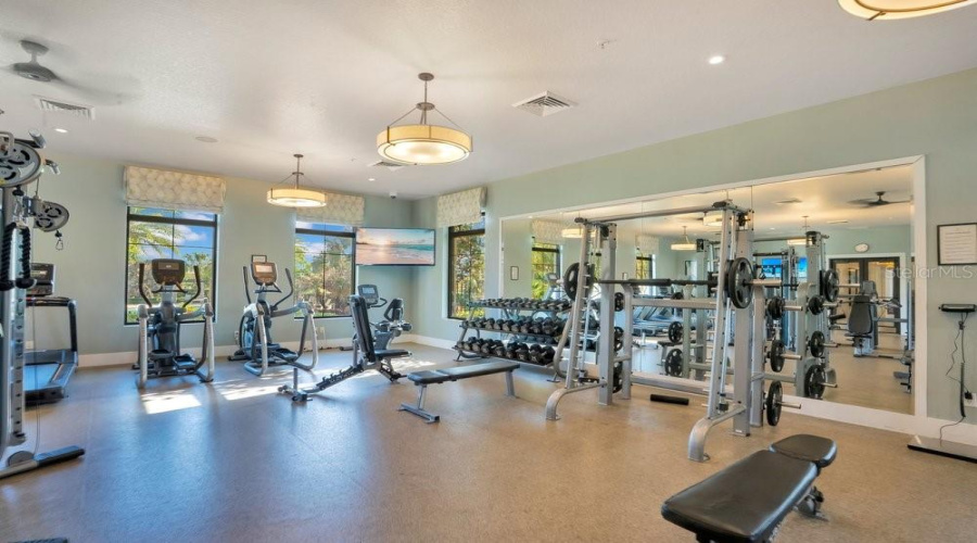 DAVENPORT, Florida 33896, 2 Bedrooms Bedrooms, ,2 BathroomsBathrooms,Residential,For Sale,QUAKER RIDGE,0,MFRO6390847
