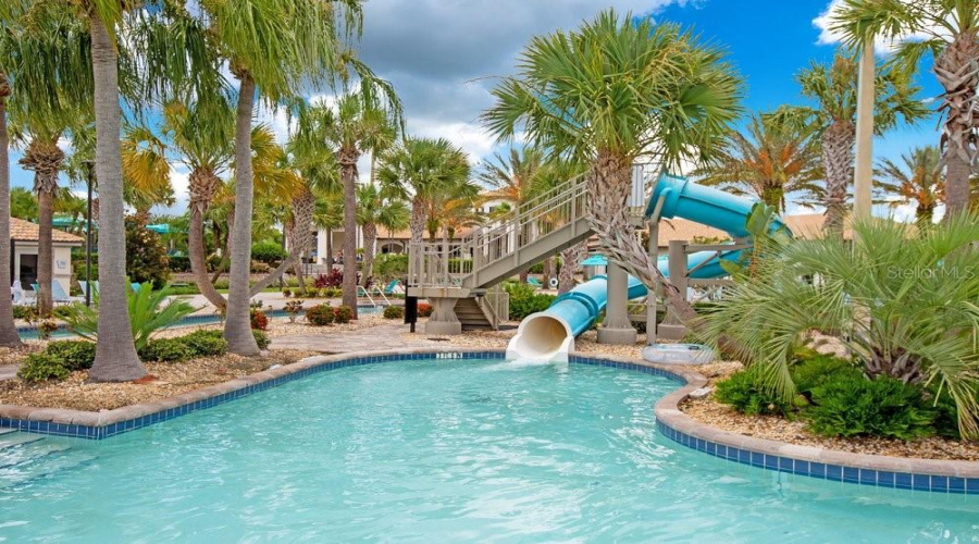 DAVENPORT, Florida 33896, 2 Bedrooms Bedrooms, ,2 BathroomsBathrooms,Residential,For Sale,QUAKER RIDGE,0,MFRO6390847