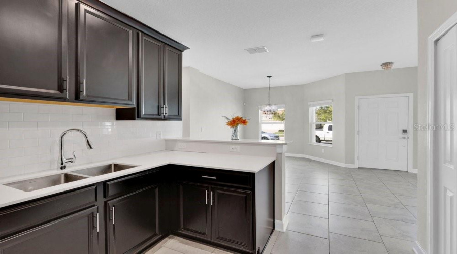 DAVENPORT, Florida 33896, 2 Bedrooms Bedrooms, ,2 BathroomsBathrooms,Residential,For Sale,QUAKER RIDGE,0,MFRO6390847