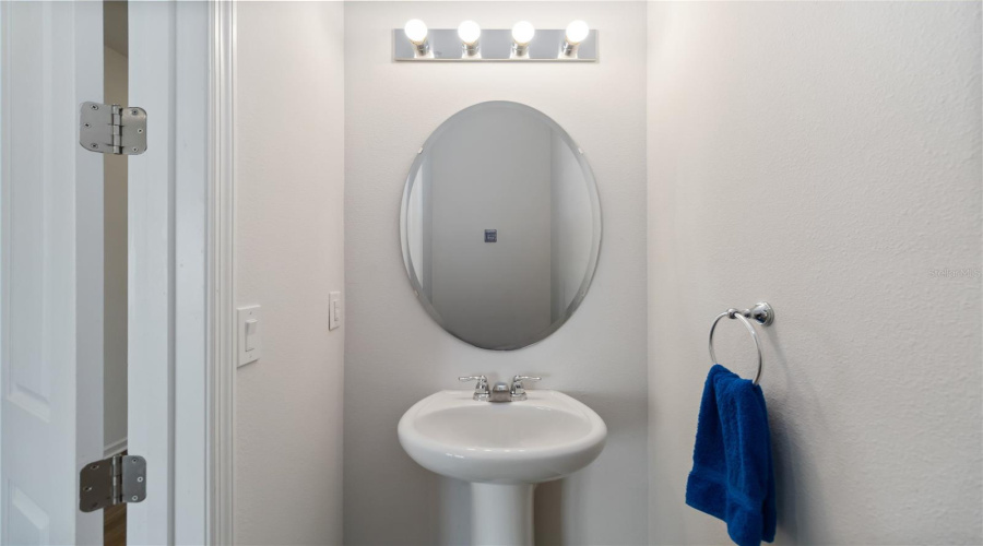 DAVENPORT, Florida 33837, 5 Bedrooms Bedrooms, ,3 BathroomsBathrooms,Residential,For Sale,MAGNOLIA,0,MFRS5145854