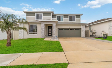 DAVENPORT, Florida 33837, 5 Bedrooms Bedrooms, ,3 BathroomsBathrooms,Residential,For Sale,MAGNOLIA,0,MFRS5145854