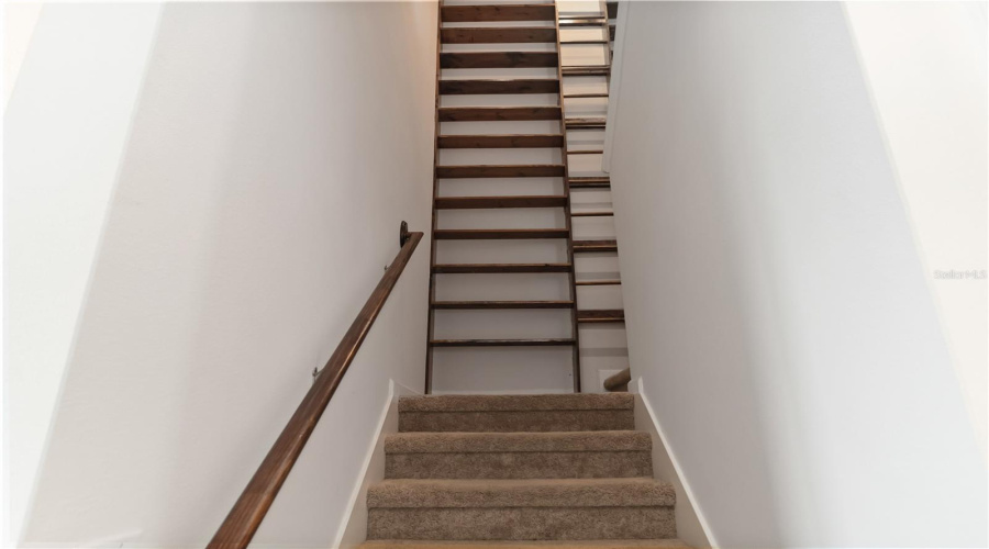 DAVENPORT, Florida 33837, 5 Bedrooms Bedrooms, ,3 BathroomsBathrooms,Residential,For Sale,MAGNOLIA,0,MFRS5145854