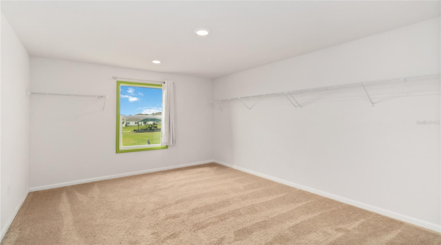 DAVENPORT, Florida 33837, 5 Bedrooms Bedrooms, ,3 BathroomsBathrooms,Residential,For Sale,MAGNOLIA,0,MFRS5145854