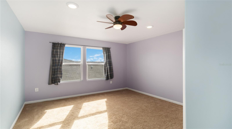 DAVENPORT, Florida 33837, 5 Bedrooms Bedrooms, ,3 BathroomsBathrooms,Residential,For Sale,MAGNOLIA,0,MFRS5145854